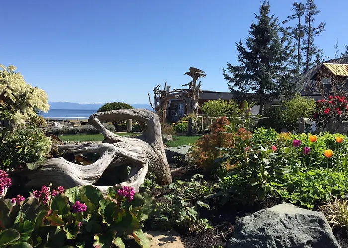 Kingfisher Pacific Resort & Spa